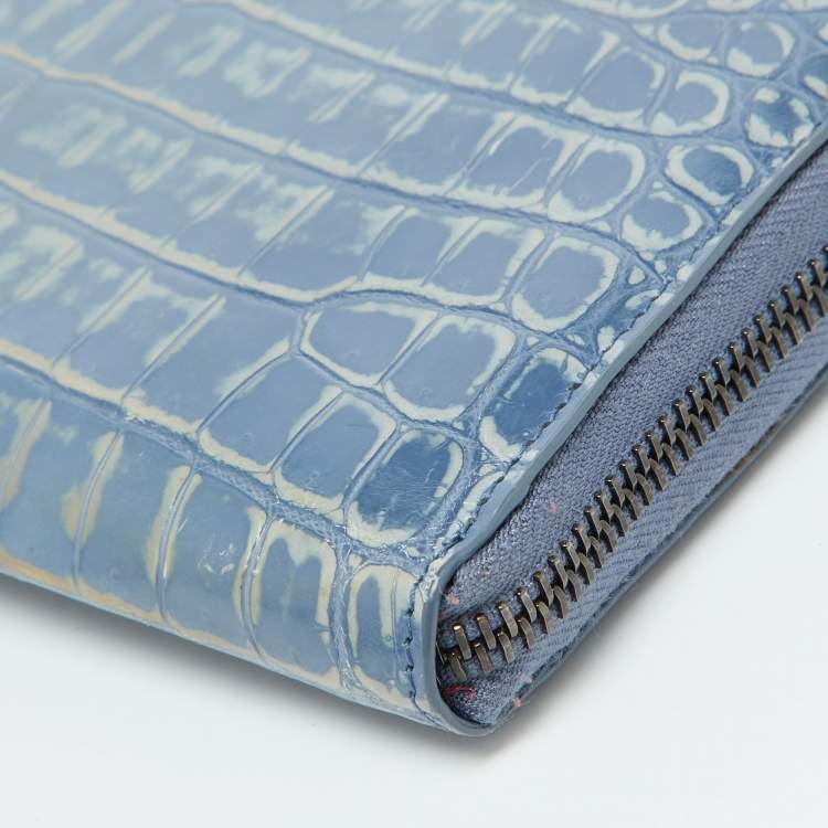 Pre Owned Bottega Veneta Blue Crocodile Zip Around Wallet