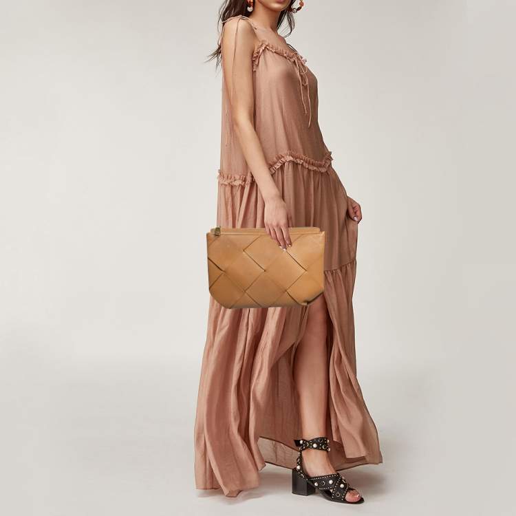 Pre Owned Bottega Veneta Brown Intrecciato Leather Blown Up Clutch