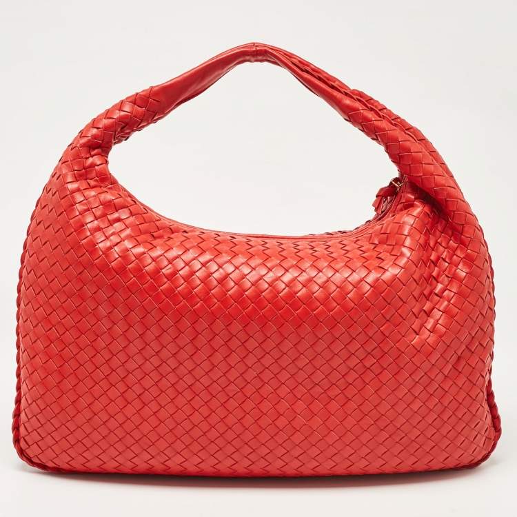 Pre Owned Bottega Veneta Red Intrecciato Leather Medium Veneta Hobo