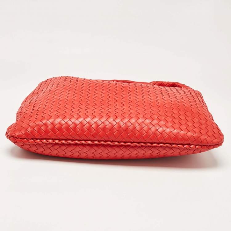 Pre Owned Bottega Veneta Red Intrecciato Leather Medium Veneta Hobo