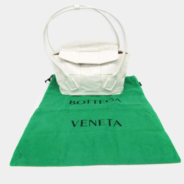 Pre Owned Bottega Veneta White Leather Mini The Arco Shoulder Bag