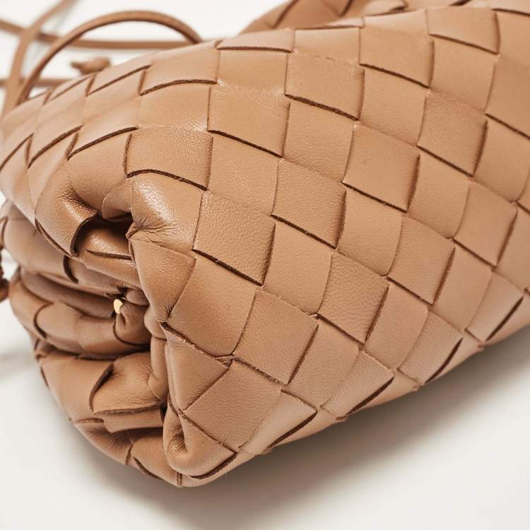 Pre Owned Bottega Veneta Brown Intrecciato Leather Mini The Pouch Bag