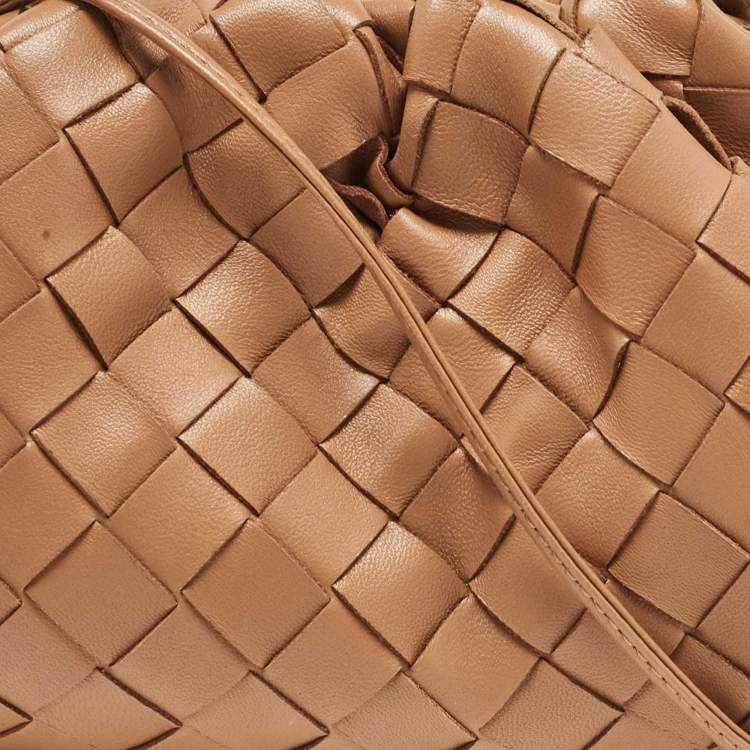 Pre Owned Bottega Veneta Brown Intrecciato Leather Mini The Pouch Bag
