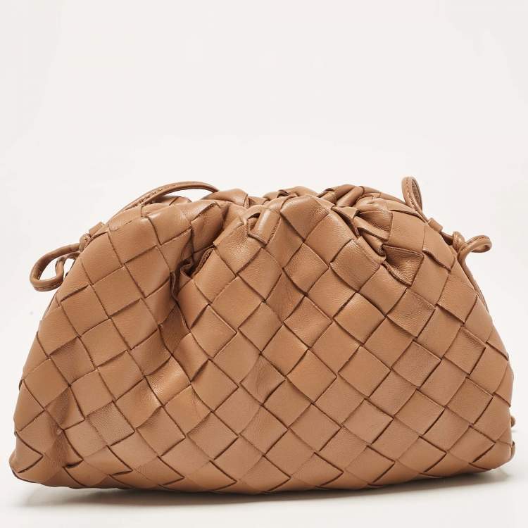 Pre Owned Bottega Veneta Brown Intrecciato Leather Mini The Pouch Bag