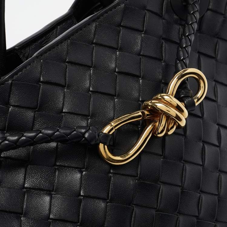 Pre Owned Bottega Veneta Black Intrecciato Leather Small Andiamo Top Handle Bag