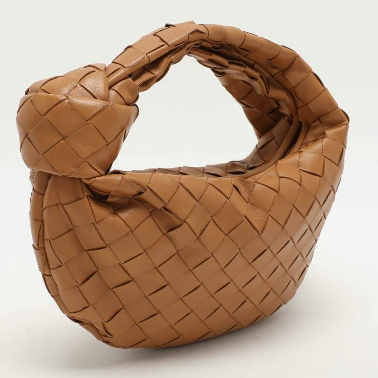 Pre Owned Bottega Veneta Beige Intrecciato Leather Mini BV Jodie Bag