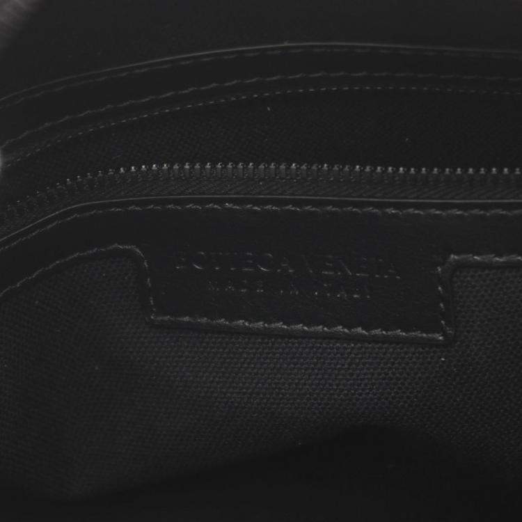 Pre Owned Bottega Veneta Intrecciato Medium Leather Black Camera Bag