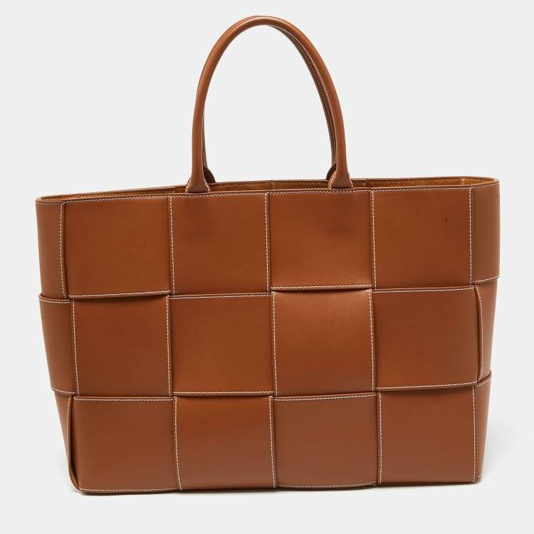 Pre Owned Bottega Veneta Brown Leather Large Arco Tote