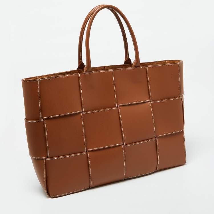 Pre Owned Bottega Veneta Brown Leather Large Arco Tote