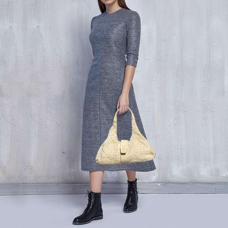 Pre Owned Bottega Veneta Light Beige Intrecciato Suede Shoulder Bag