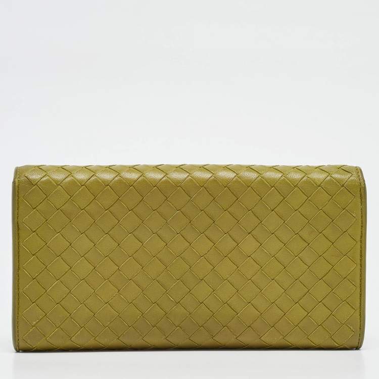 Pre Owned Bottega Veneta Lime Green Intrecciato Leather Flap Continental Wallet