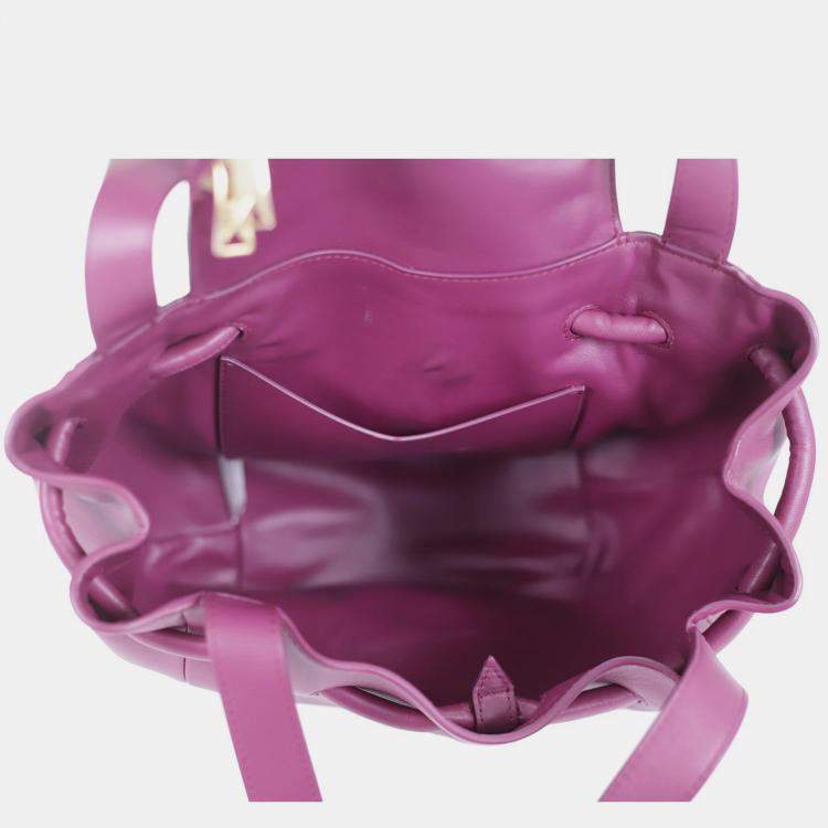 Pre Owned Bottega Veneta Leather Beak Bag
