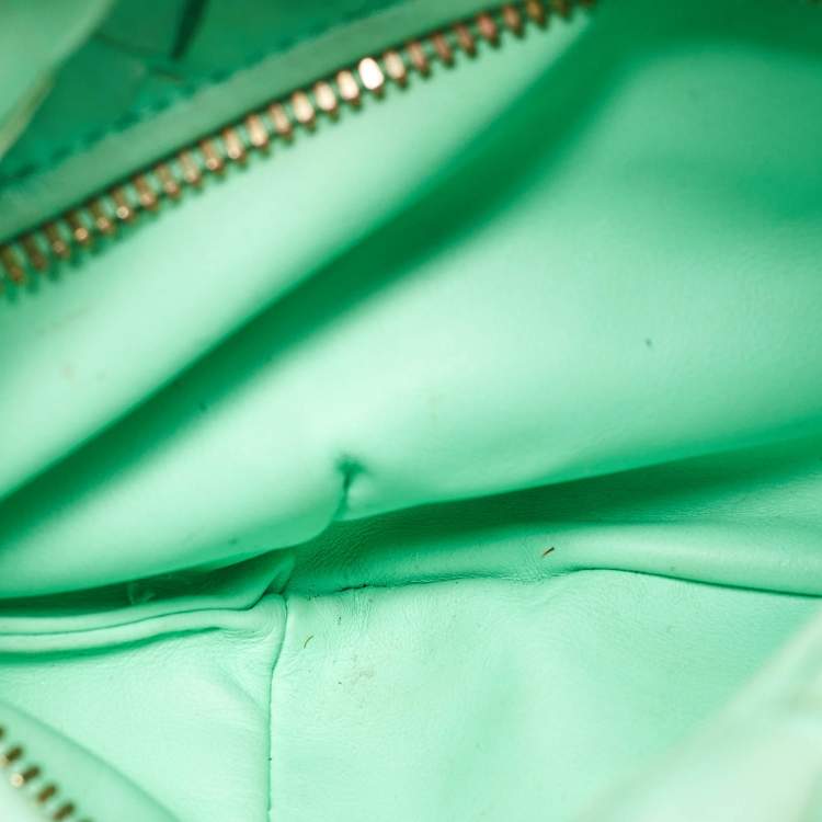 Pre Owned Bottega Veneta Light Green Leather Mini Jodie Hobo