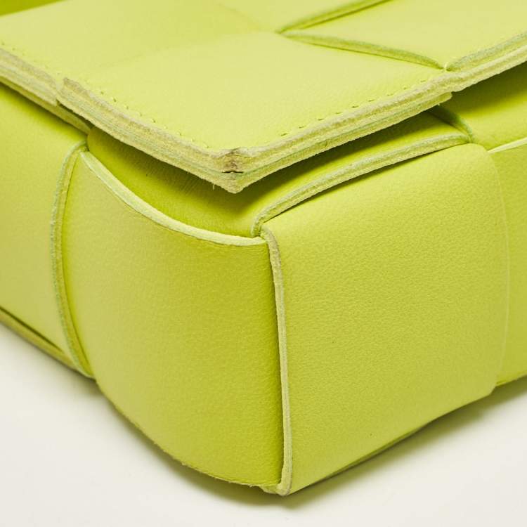 Pre Owned Bottega Veneta Neon Green Intrecciato Leather Mini Candy Cassette Crossbody Bag