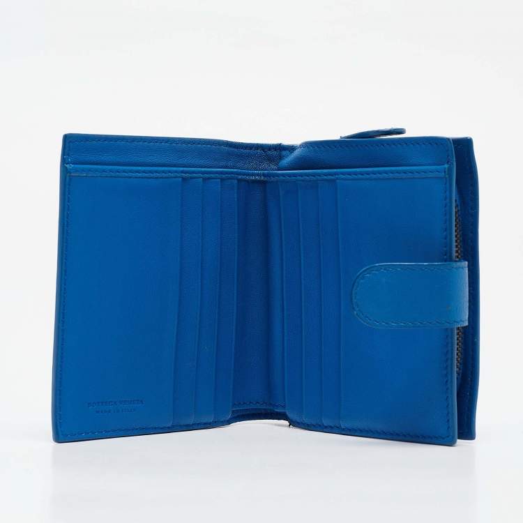 Pre Owned Bottega Veneta Blue Intrecciato Leather Compact Wallet