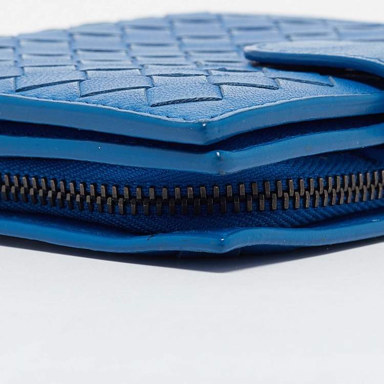 Pre Owned Bottega Veneta Blue Intrecciato Leather Compact Wallet