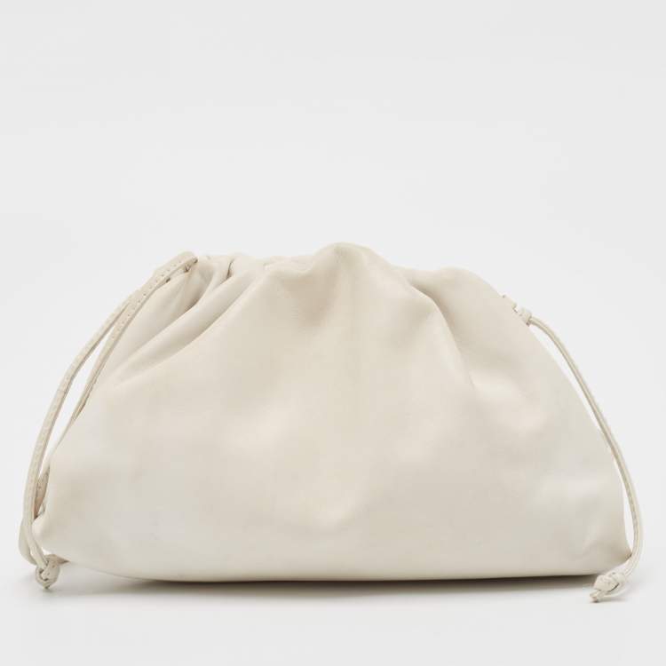 Pre Owned Bottega Veneta White Leather Mini The Pouch Bag