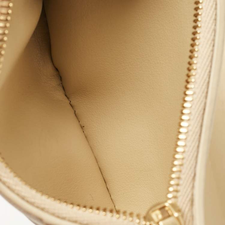 Pre Owned Bottega Veneta Beige Leather Intrecciato Cassette Zip Trifold Wallet