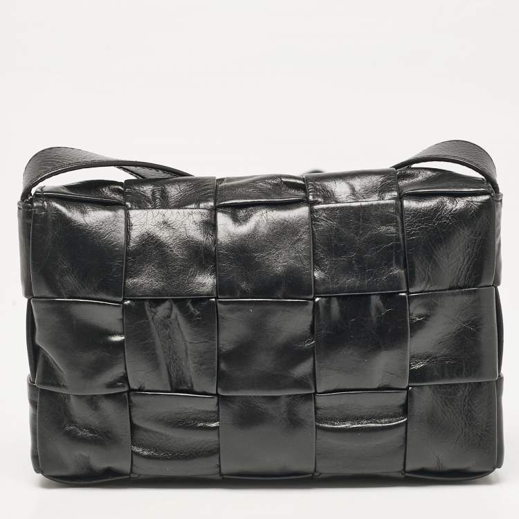Pre Owned Bottega Veneta Black Intreccio Leather Cassette Crossbody Bag