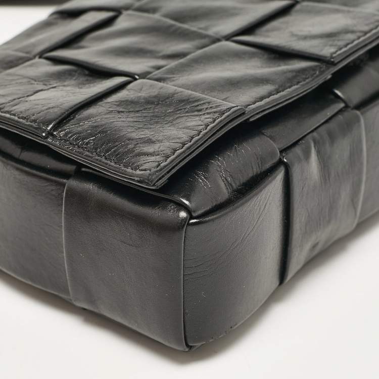 Pre Owned Bottega Veneta Black Intreccio Leather Cassette Crossbody Bag