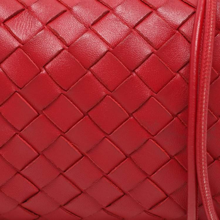 Pre Owned Bottega Veneta Red Intrecciato Leather Loop Shoulder Bag