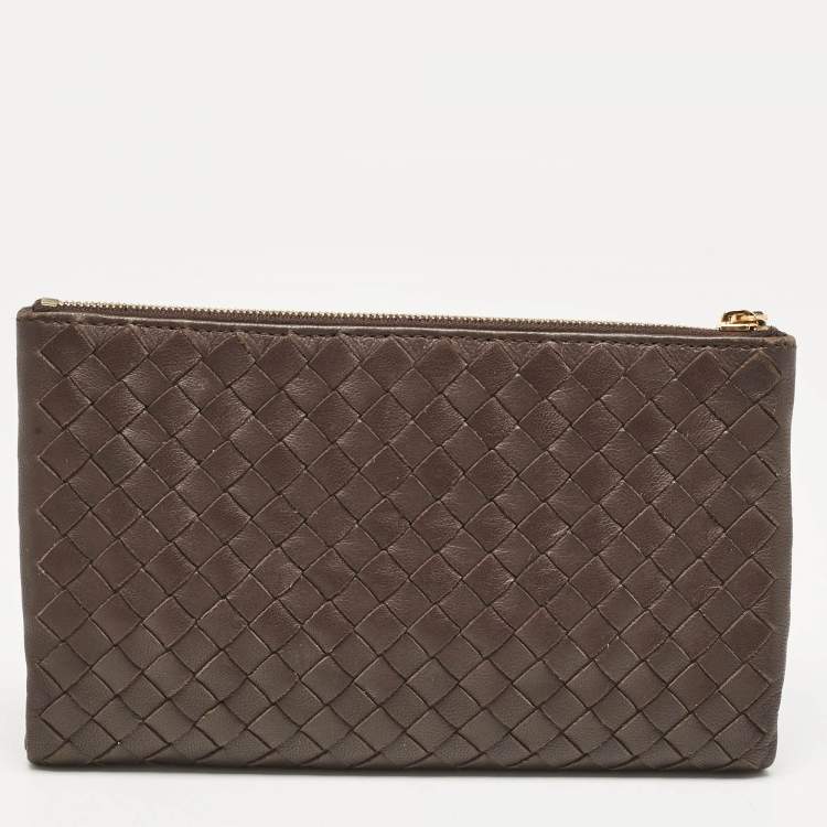 Pre Owned Bottega Veneta Brown Intrecciato Leather Bifold Zip Wallet