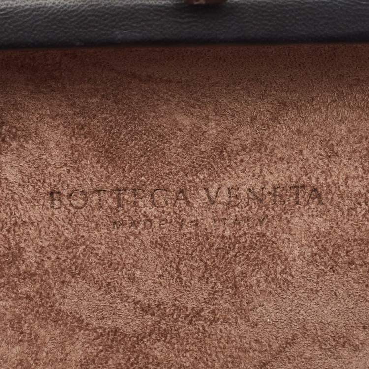 Pre Owned Bottega Veneta Black Intrecciato Leather Knot Clutch