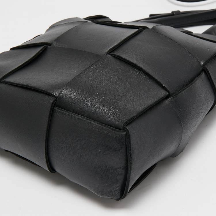 Pre Owned Bottega Veneta Black Intrecciato Leather North South Cassette Tote