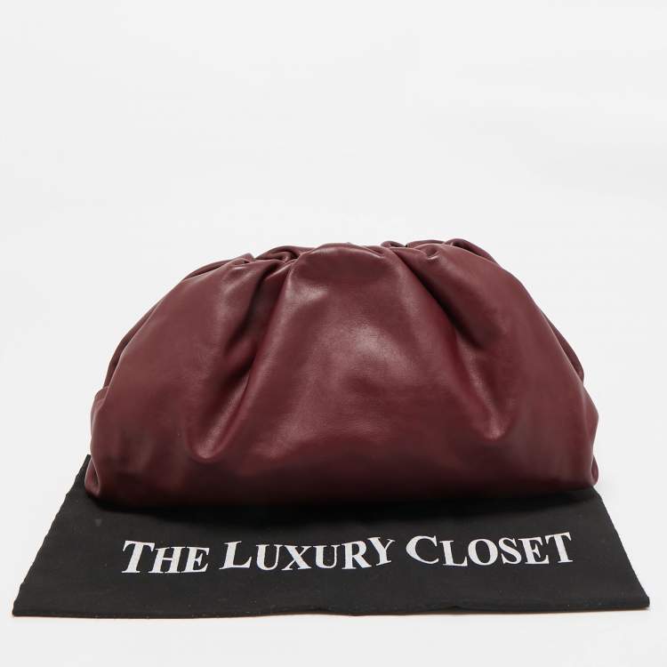 Pre Owned Bottega Veneta Burgundy Leather Leather Teen Pouch 