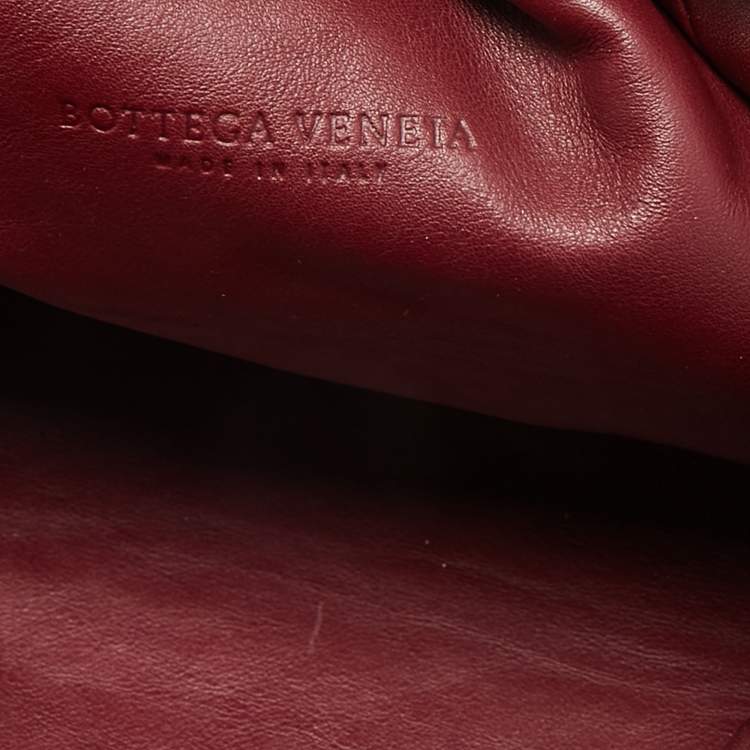 Pre Owned Bottega Veneta Burgundy Leather Leather Teen Pouch 