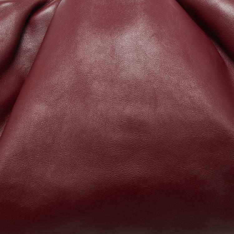 Pre Owned Bottega Veneta Burgundy Leather Leather Teen Pouch 