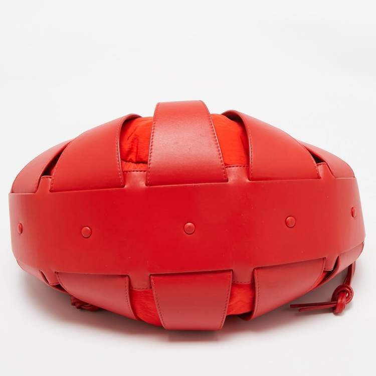 Pre Owned Bottega Veneta Red Leather Medium Shell Bag