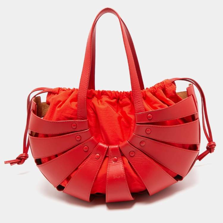 Pre Owned Bottega Veneta Red Leather Medium Shell Bag