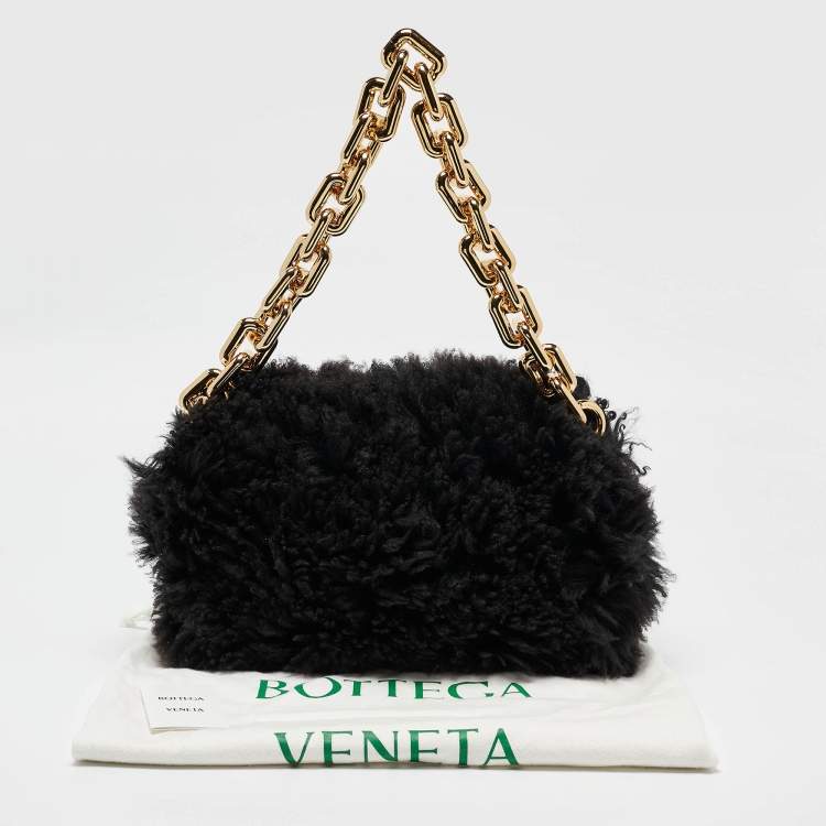 Pre Owned Bottega Veneta Black Shearling Fur Classic The Pouch Chain Clutch