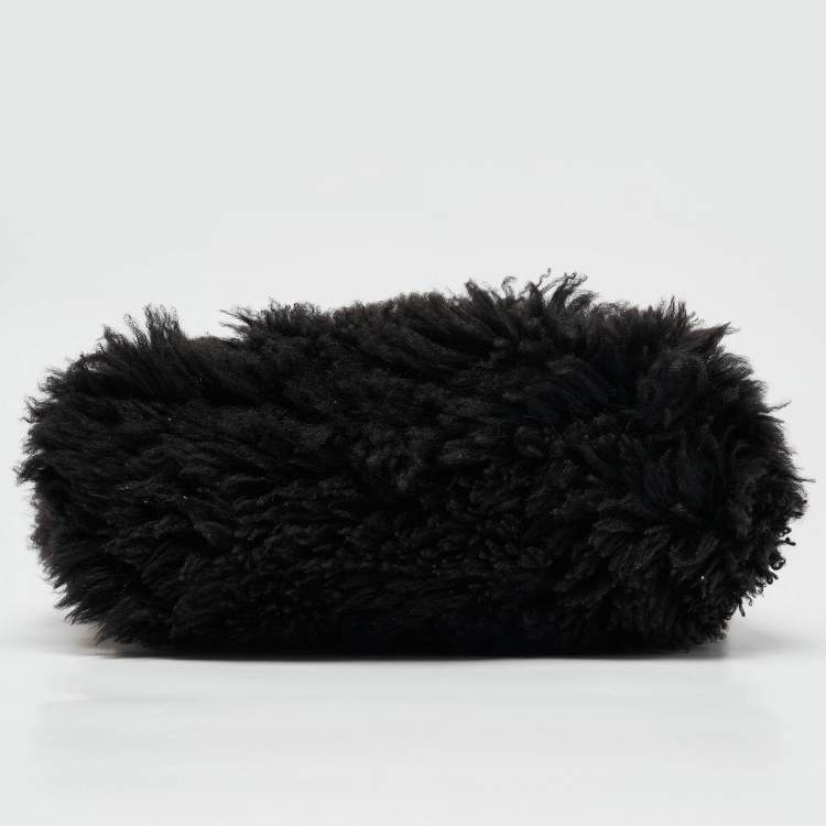 Pre Owned Bottega Veneta Black Shearling Fur Classic The Pouch Chain Clutch