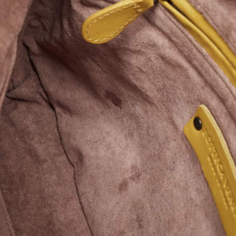 Pre Owned Bottega Veneta Mustard Intrecciato Leather Nodini Crossbody Bag