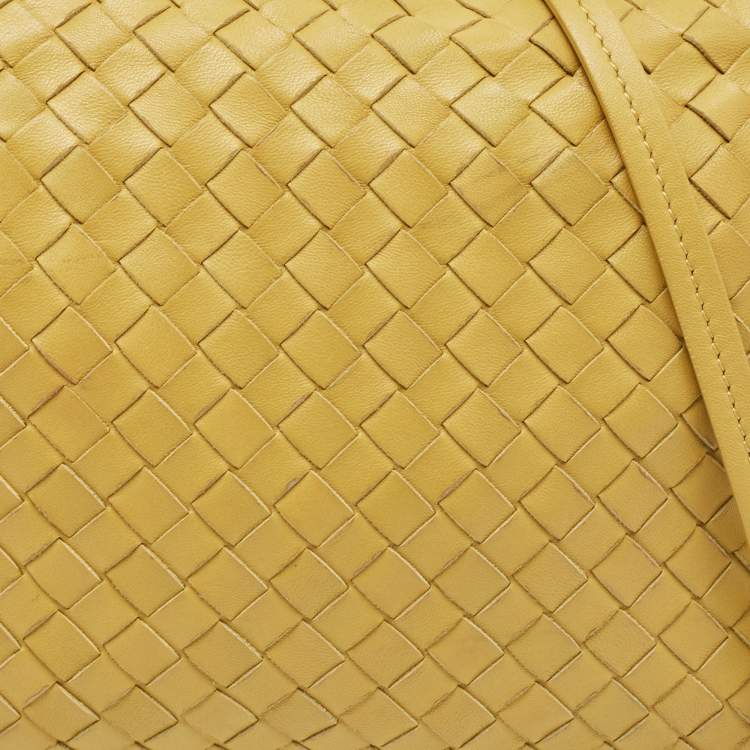 Pre Owned Bottega Veneta Mustard Intrecciato Leather Nodini Crossbody Bag