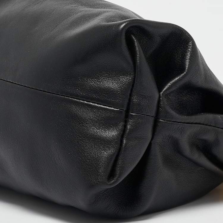 Pre Owned Bottega Veneta Black Leather The Chain Pouch Bag