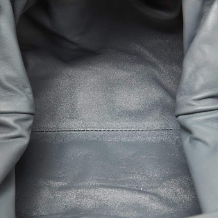 Pre Owned Bottega Veneta Grey Intrecciato Leather Teen Pouch Clutch