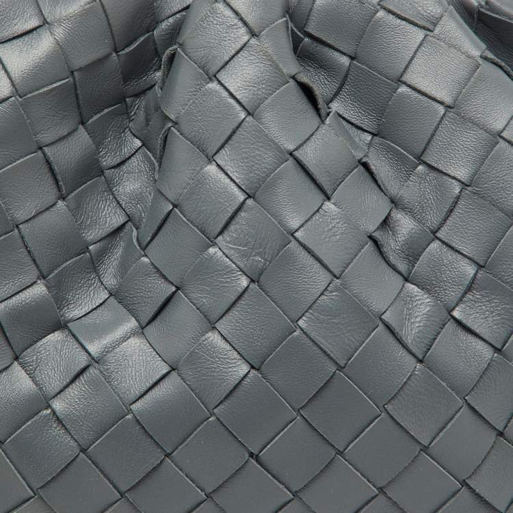 Pre Owned Bottega Veneta Grey Intrecciato Leather Teen Pouch Clutch