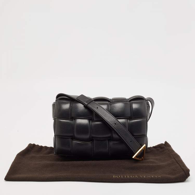 Pre Owned Bottega Veneta Black Leather Classic Cassette Padded Shoulder Bag