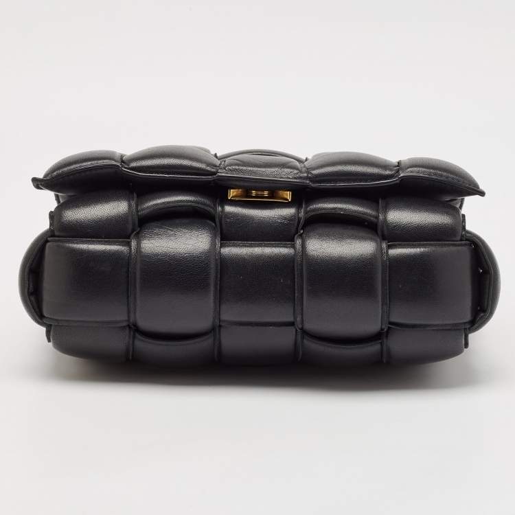 Pre Owned Bottega Veneta Black Leather Classic Cassette Padded Shoulder Bag