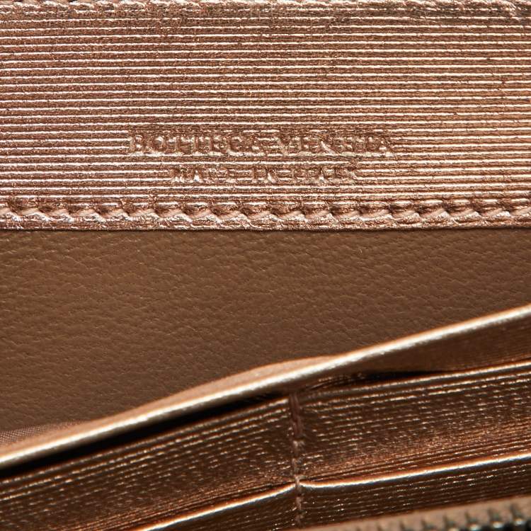 Pre Owned Bottega Veneta Metallic Intrecciato Leather Zip Around Wallet