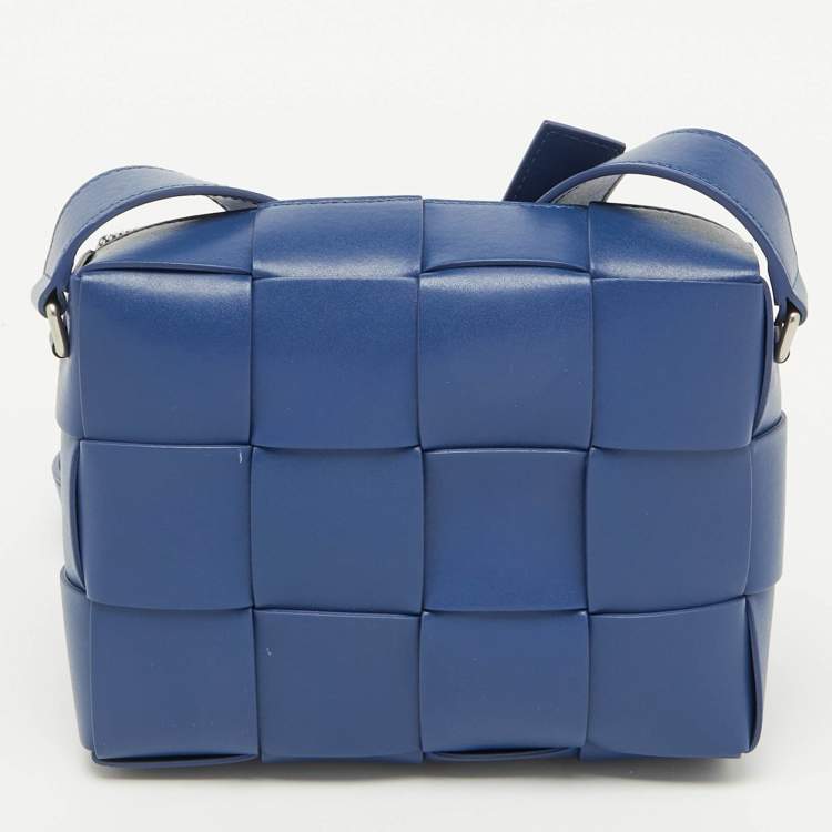 Pre Owned Bottega Veneta Blue Intrecciato Leather Cassette Shoulder Bag