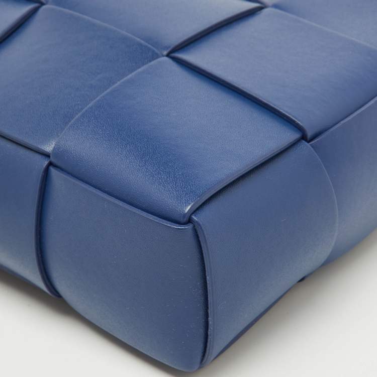 Pre Owned Bottega Veneta Blue Intrecciato Leather Cassette Shoulder Bag