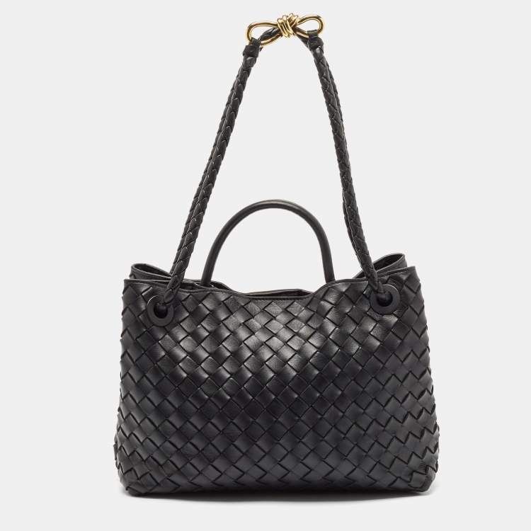 Pre Owned Bottega Veneta Black Intrecciato Leather Medium Andiamo Top Handle Bag