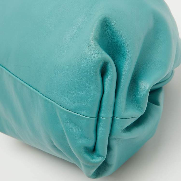 مملوكة مسبقًا Bottega Veneta Turquoise Blue Leather Teen Pouch Clutch