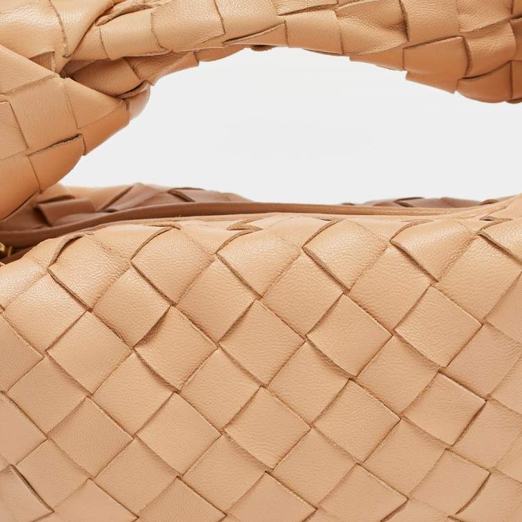 Pre Owned Bottega Veneta Beige Intrecciato Leather Mini Jodie Hobo