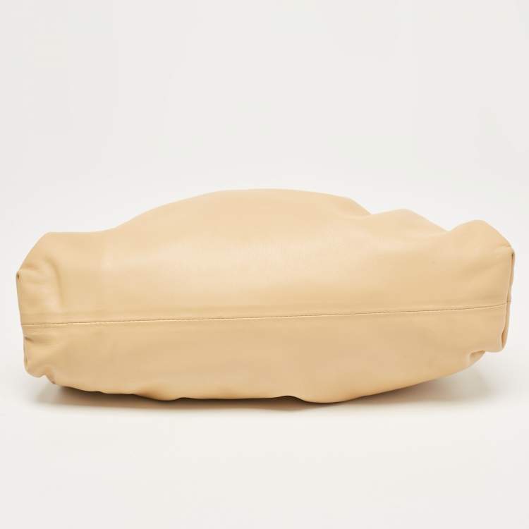 Pre Owned Bottega Veneta Beige Leather Classic The Pouch 