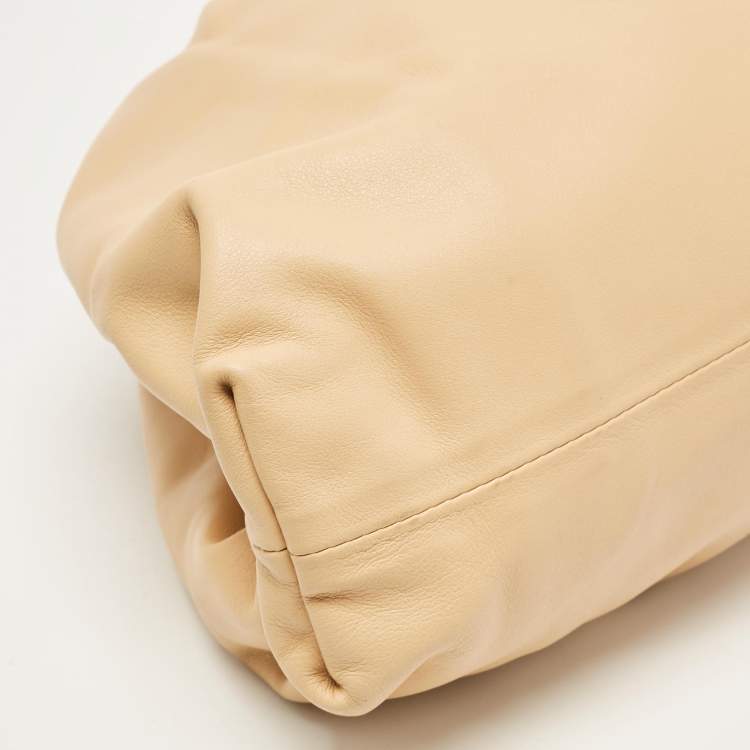 Pre Owned Bottega Veneta Beige Leather Classic The Pouch 